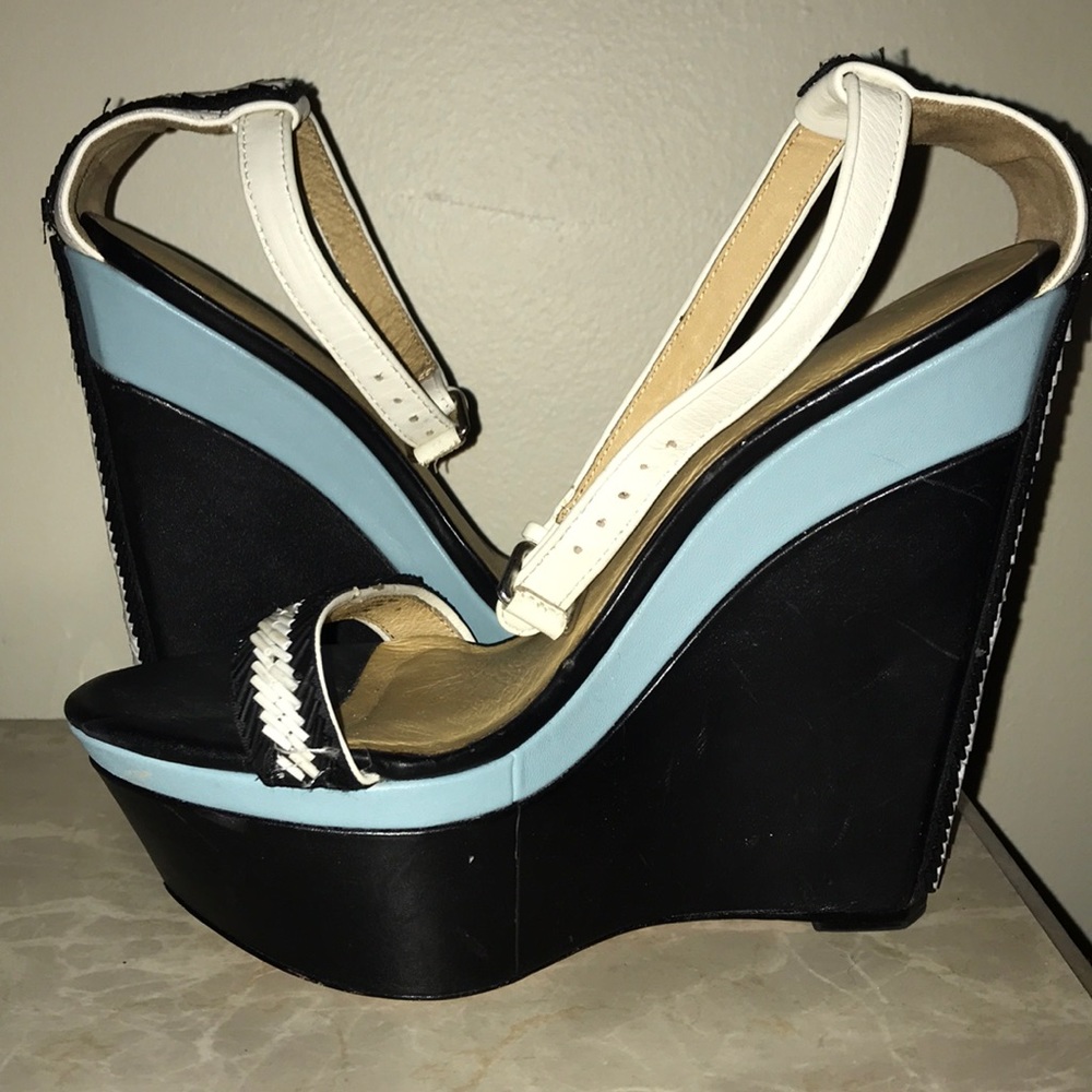L.A.M.B. white/blue/black colorblock beaded wedges